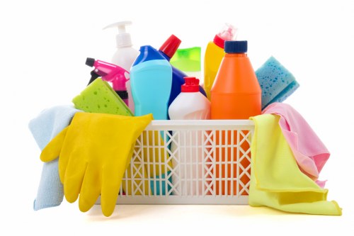 Bathroom sanitizing during move out cleaning in San Diego